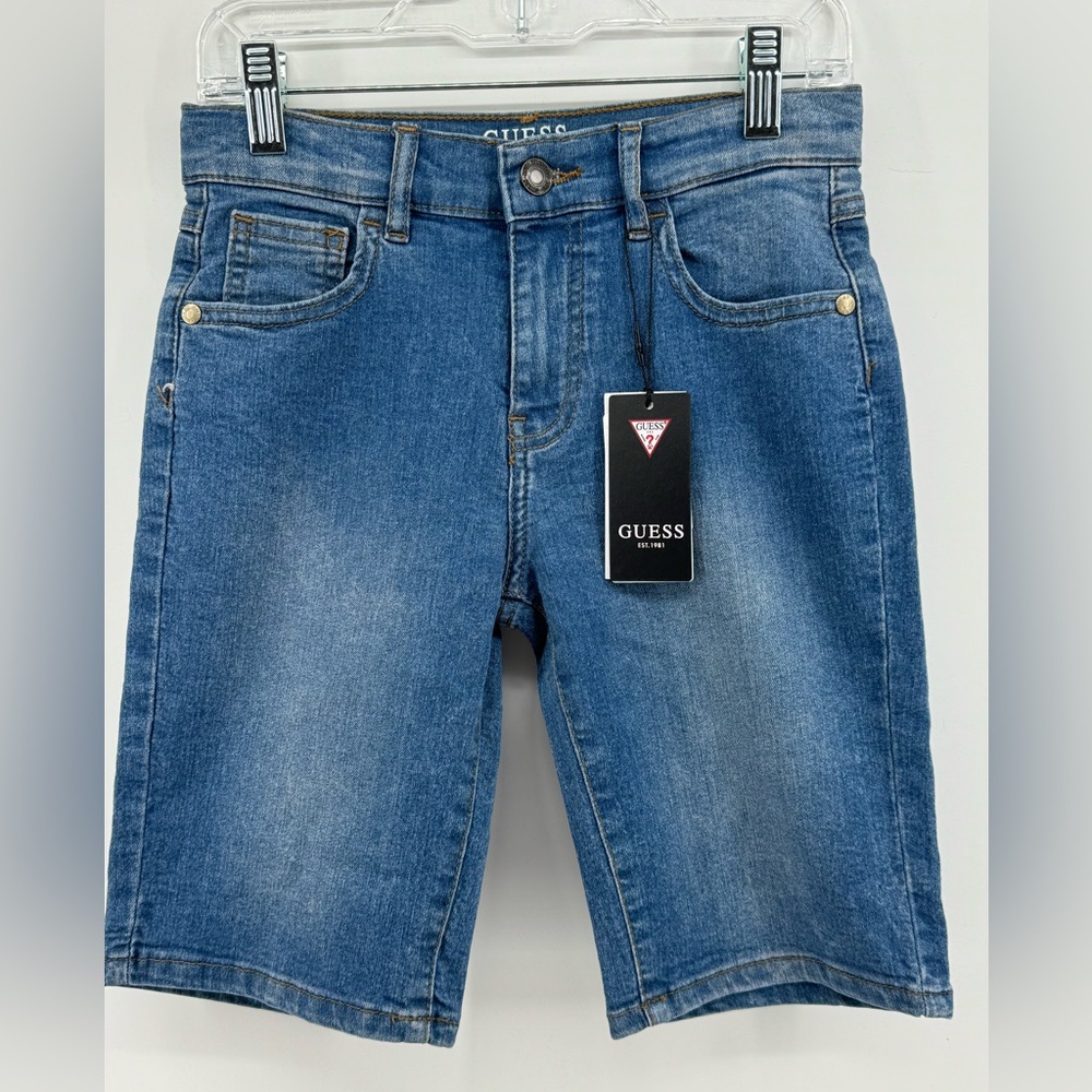 NWT Guess Jean shorts. Size 10